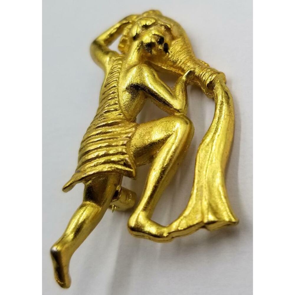 Vintage Aquarius Water Bearer Zodiac Astrology Horoscope Pin Brooch W145